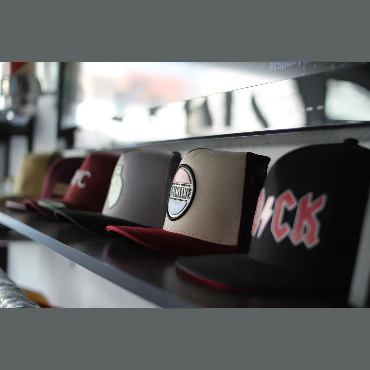 Custom snapback caps with flat brim and adjustable closure